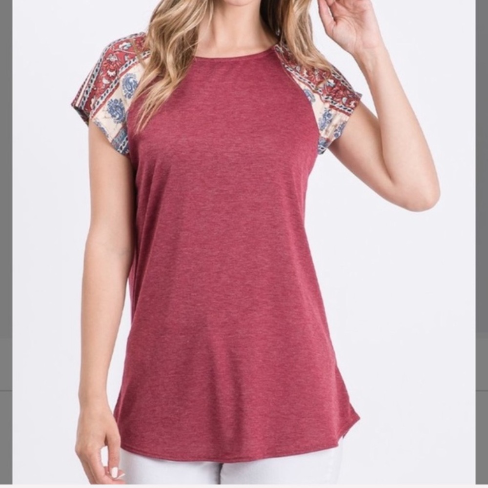 Red Jade Geometric Contrast Cap-Sleeve Tee, M